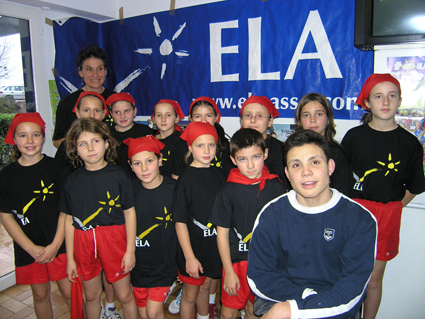 &eacute;quipe des petites handballeuses &agrave; Bruges